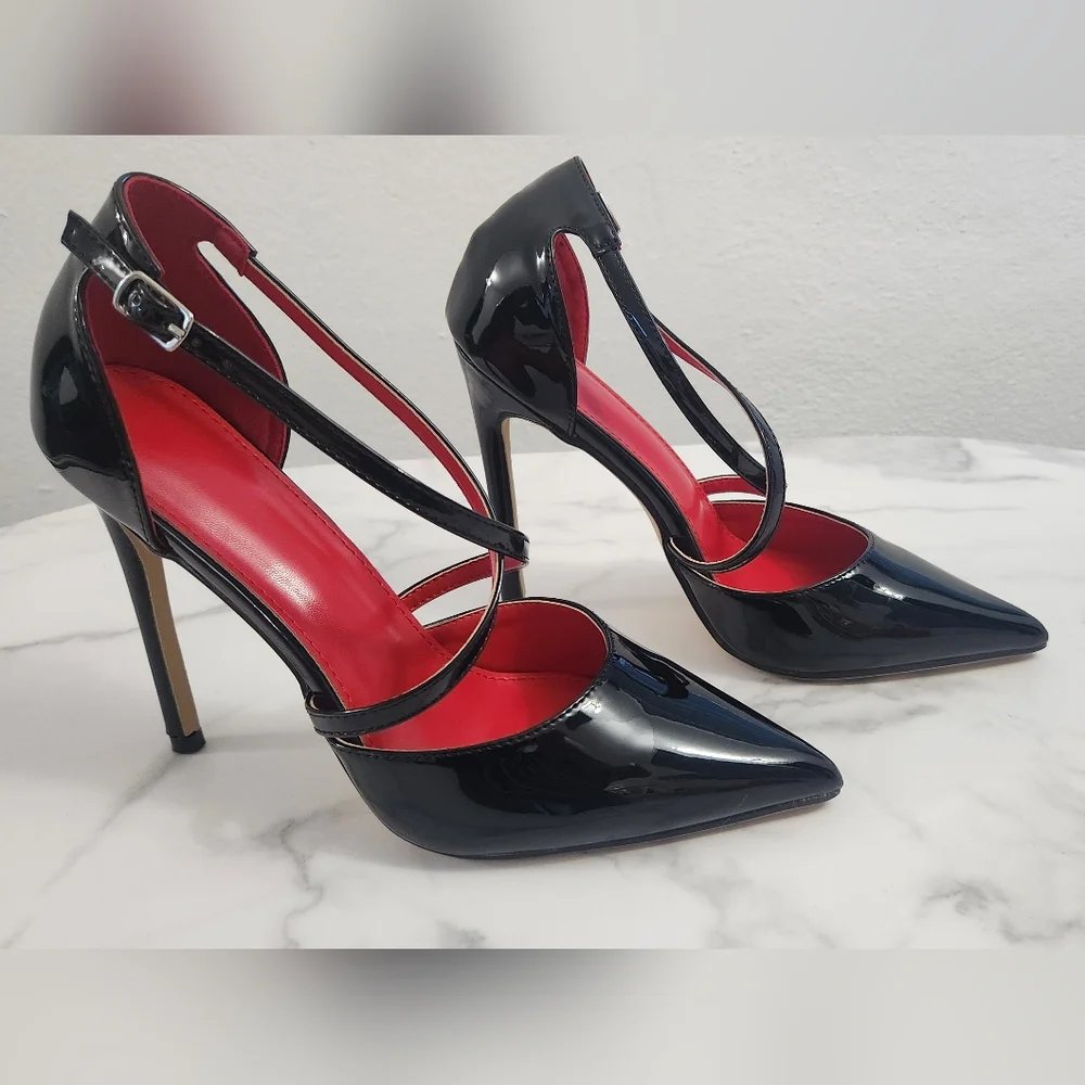 Women Pointed Toe Black Stiletto Heels With Cross-Back Design Size 7 (38) - Picture 5 of 10